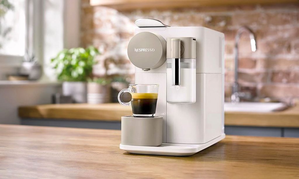 Cafetera de Cápsulas Nespresso Lattissima One