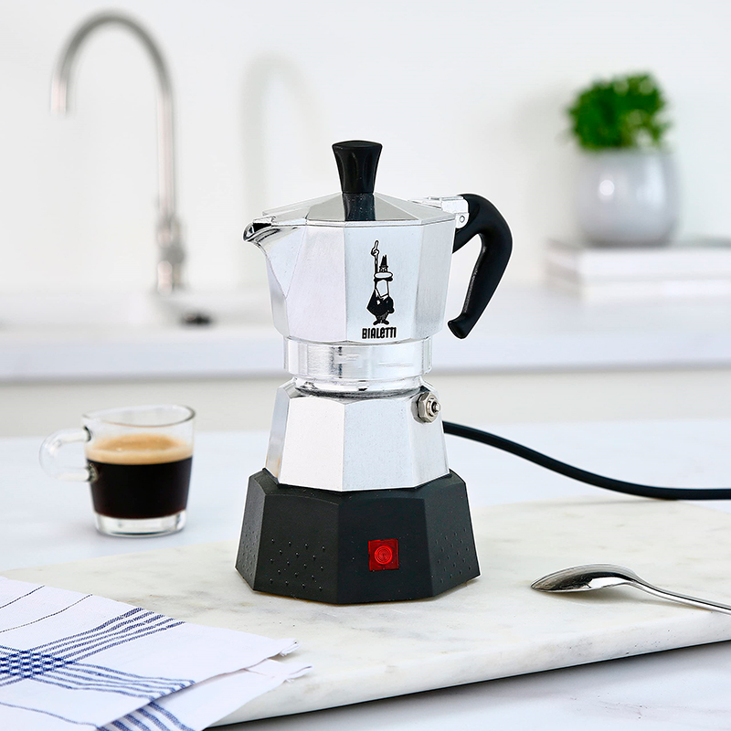 que es una cafetera italiana electrica